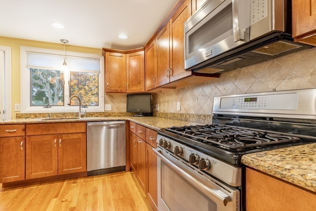 40 Rivercliff Road Lowell, MA 01852 - Photo 13 of 30 Gallery Image 13