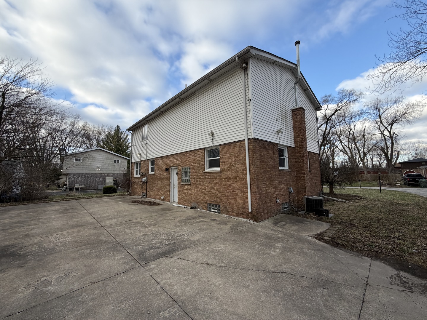15441 East End Street Dolton, IL 60419 - Photo 4 of 16