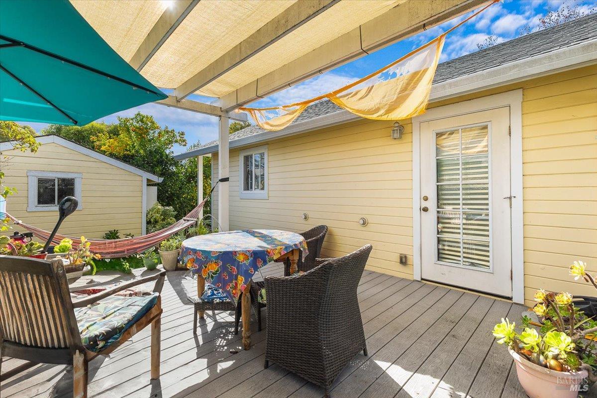 130 11th Street Santa Rosa, CA 95401 - Photo 39 of 50 a view of a patio with a table and chairs