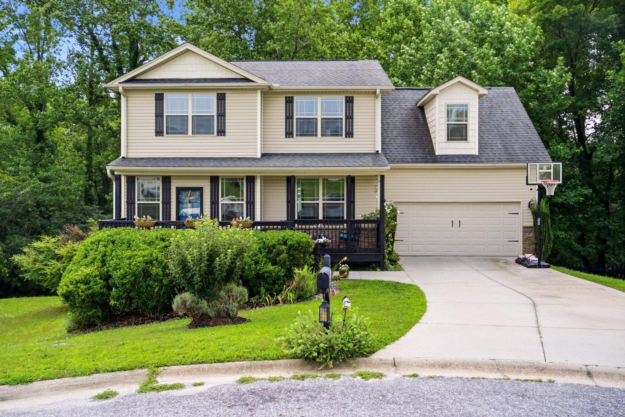212 Dayside Court Greer, SC 29651 - Photo 8 of 46