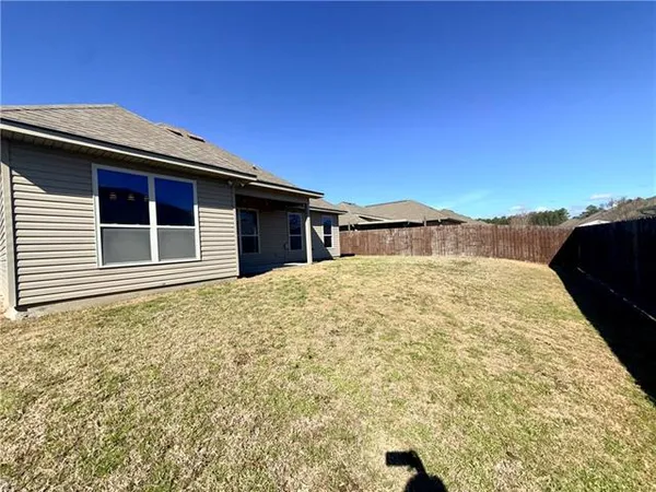 $1,900 | 70068 4th Street, Covington, LA 70433