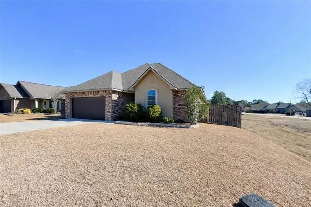 $1,900 | 70068 4th Street, Covington, LA 70433