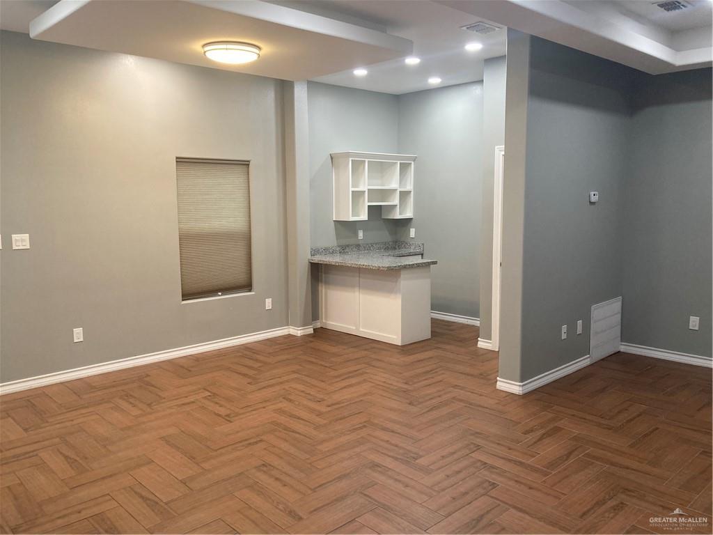 2103 South 6th Street McAllen, TX 78503 - Photo 28 of 33