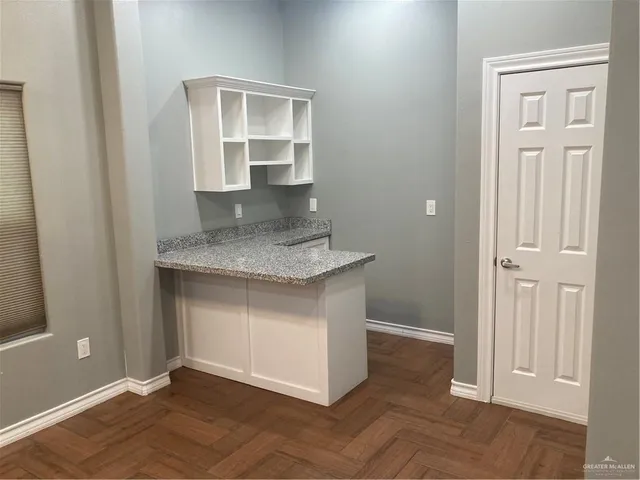 $1,550 | 2103 South 6th Street, McAllen, TX 78503