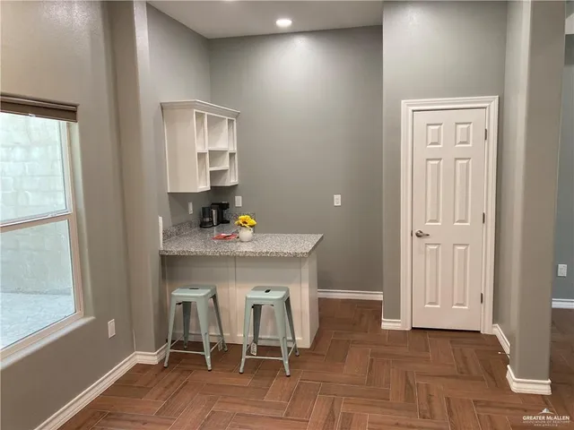 $1,550 | 2103 South 6th Street, McAllen, TX 78503