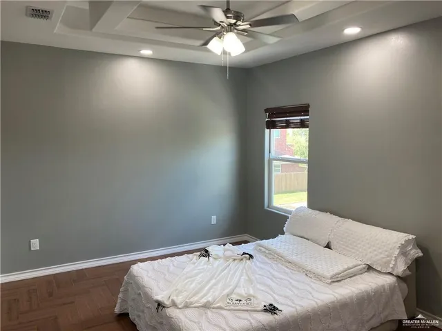 $1,550 | 2103 South 6th Street, McAllen, TX 78503