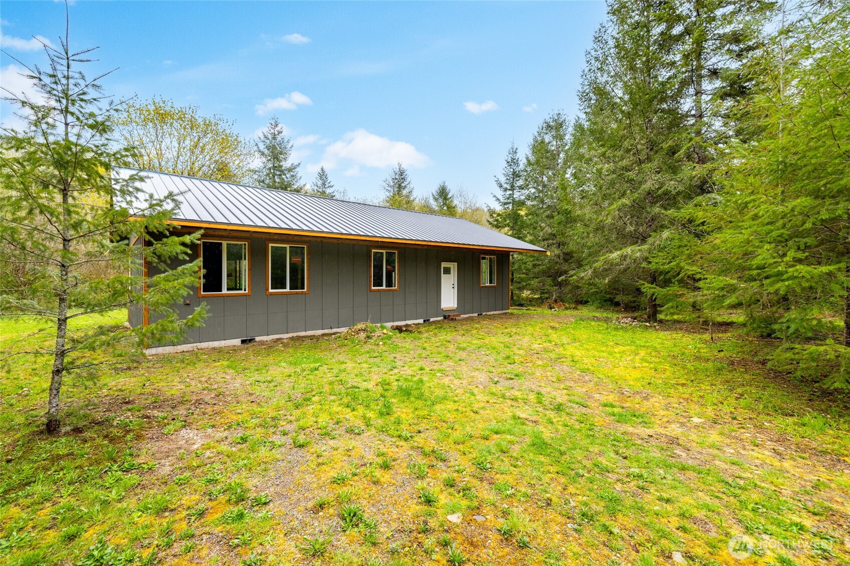 8289 Lekcin Lane Concrete, WA 98237 - Photo 2 of 24