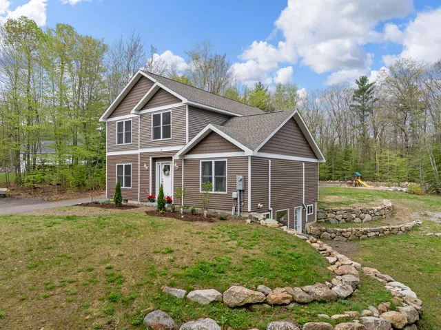 $725,000 | 32 David Lewis Road, Gilford, NH 03249