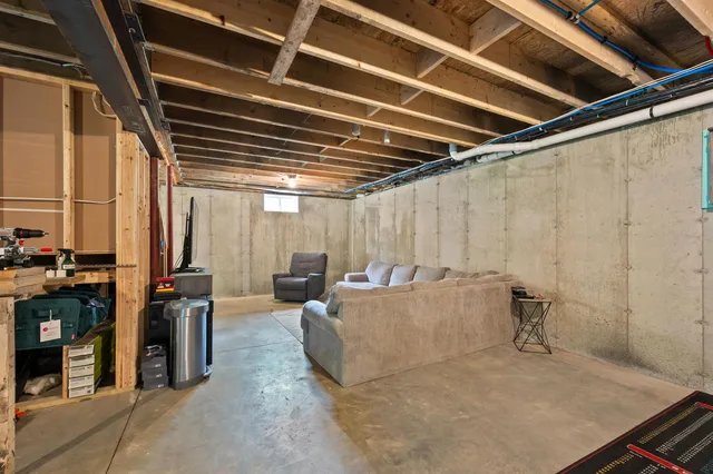 $725,000 | 32 David Lewis Road, Gilford, NH 03249