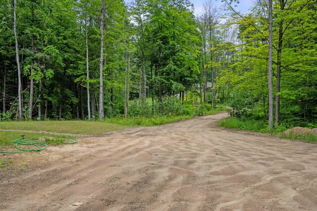 $725,000 | 32 David Lewis Road, Gilford, NH 03249