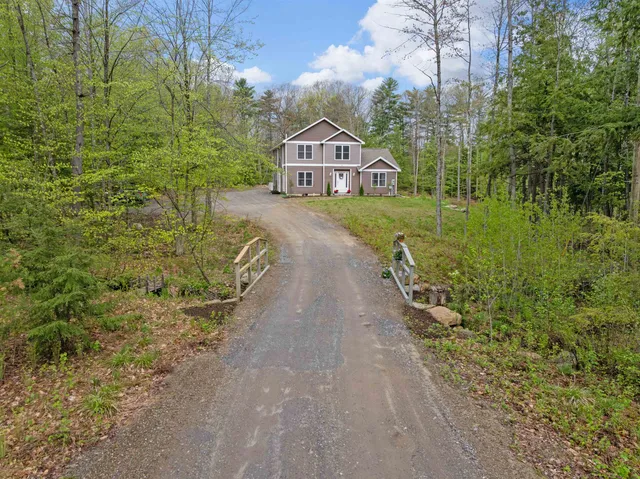 $725,000 | 32 David Lewis Road, Gilford, NH 03249