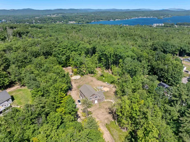 $725,000 | 32 David Lewis Road, Gilford, NH 03249