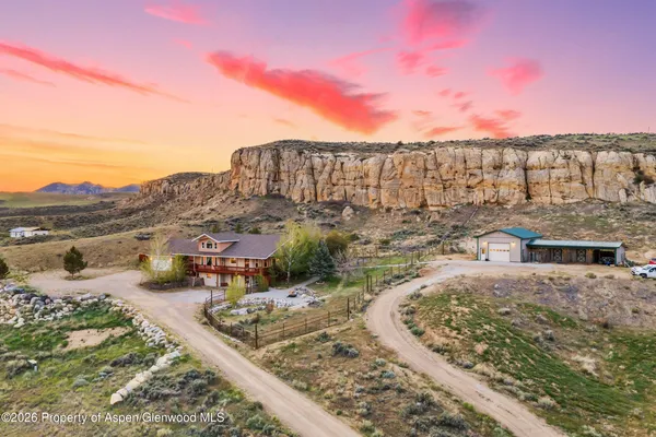 $899,000 | 289 Lewis Lane, Craig, CO 81625