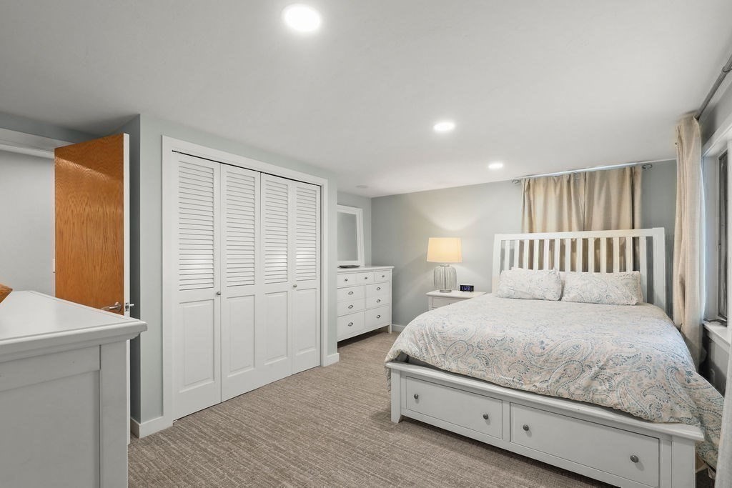 566 Shore Road Bourne, MA 02559 - Photo 18 of 37