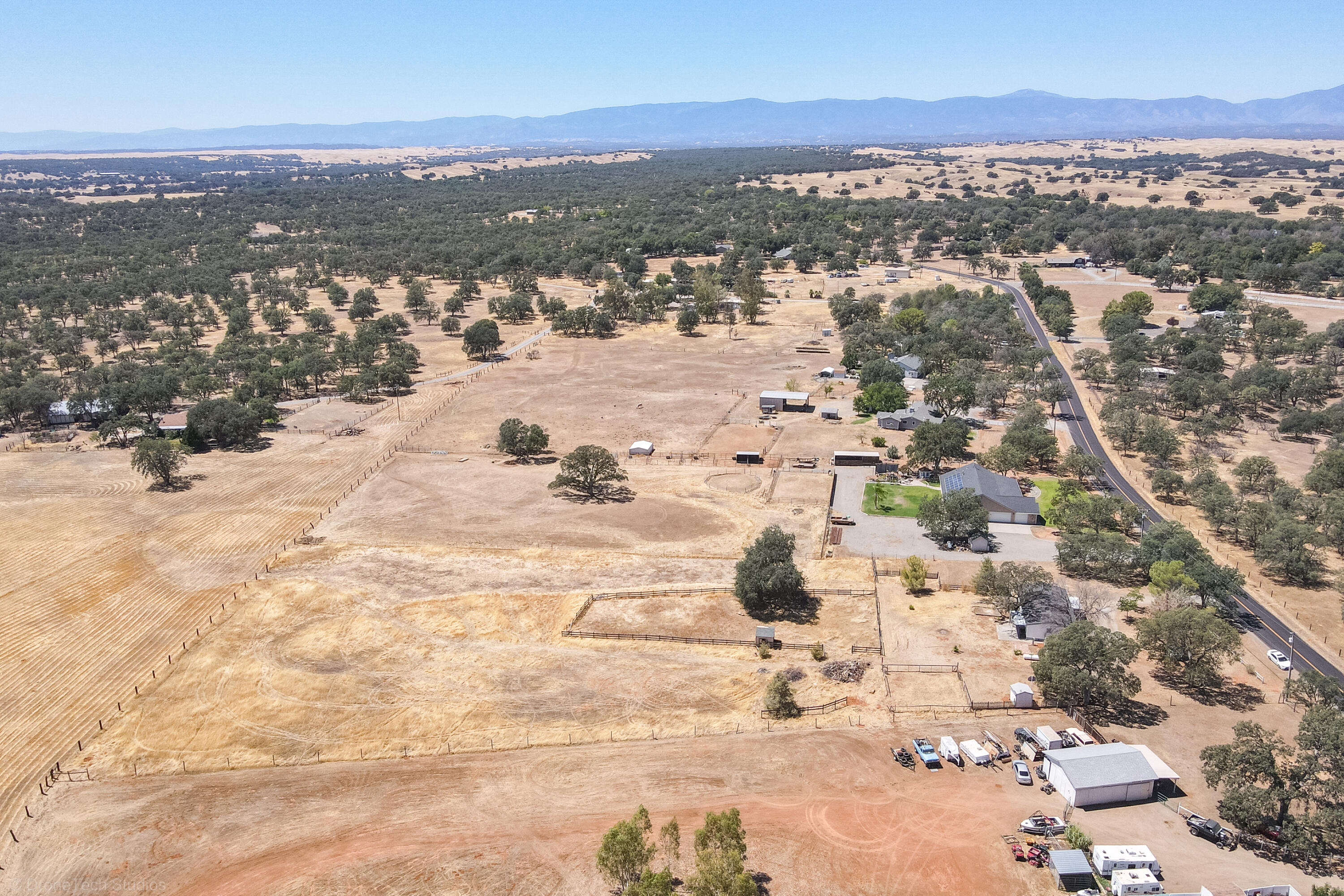 19035 Ridge Road Red Bluff, CA 96080 - Photo 60 of 74 a view of city and mountain