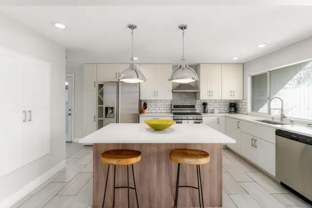 $3,600,000 | 1920 Beryl Street, San Diego, CA 92109