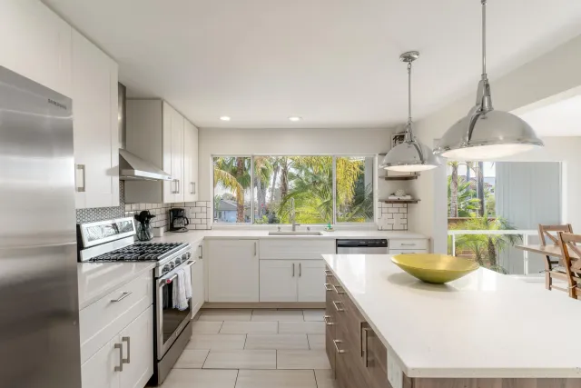 $3,600,000 | 1920 Beryl Street, San Diego, CA 92109