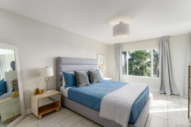 $3,600,000 | 1920 Beryl Street, San Diego, CA 92109