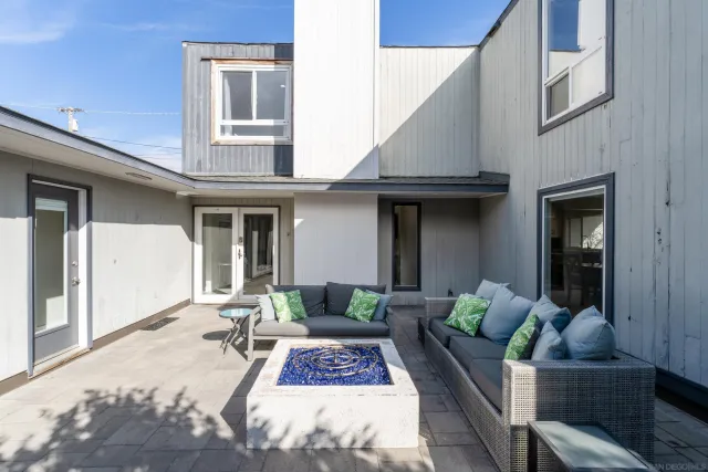 $3,600,000 | 1920 Beryl Street, San Diego, CA 92109