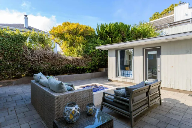 $3,600,000 | 1920 Beryl Street, San Diego, CA 92109