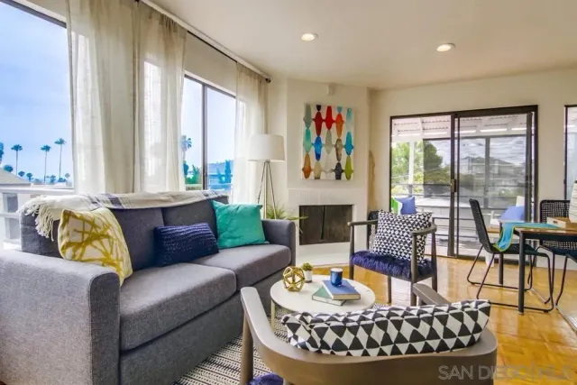 $3,600,000 | 1920 Beryl Street, San Diego, CA 92109