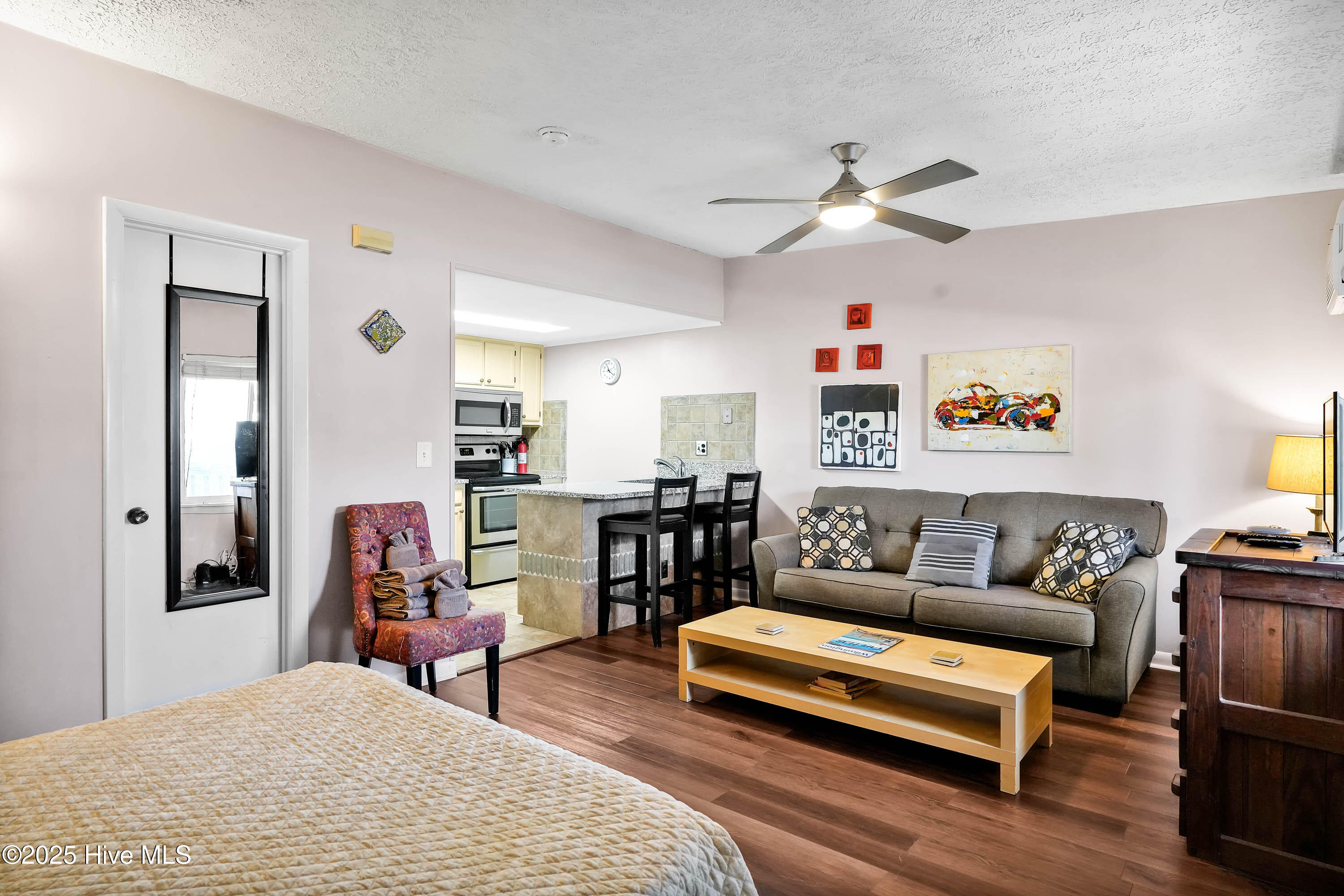 118 Dock Street, Unit 11 Wilmington, NC 28401 - Photo 14 of 41 118DockStreetUnit11-13