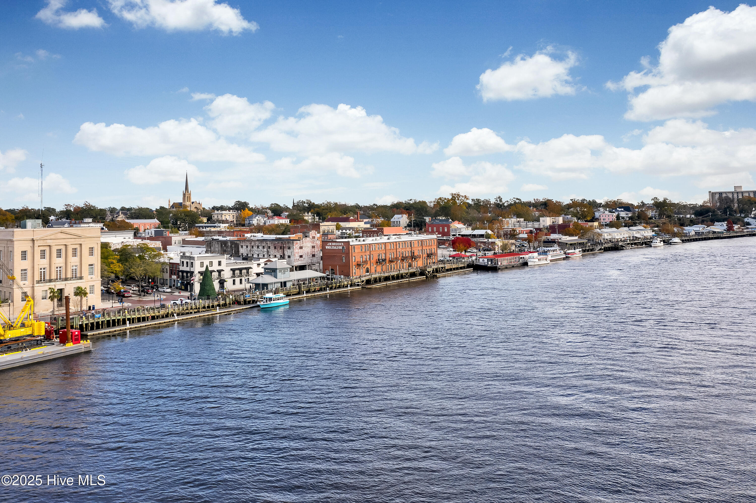 118 Dock Street, Unit 11 Wilmington, NC 28401 - Photo 39 of 41 DowntownWilmingtonDrone-05