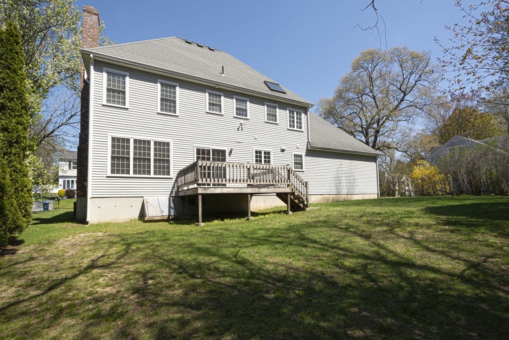 28 Rosedale Avenue Shrewsbury, MA 01545 - Photo 4 of 42 Gallery Image 4