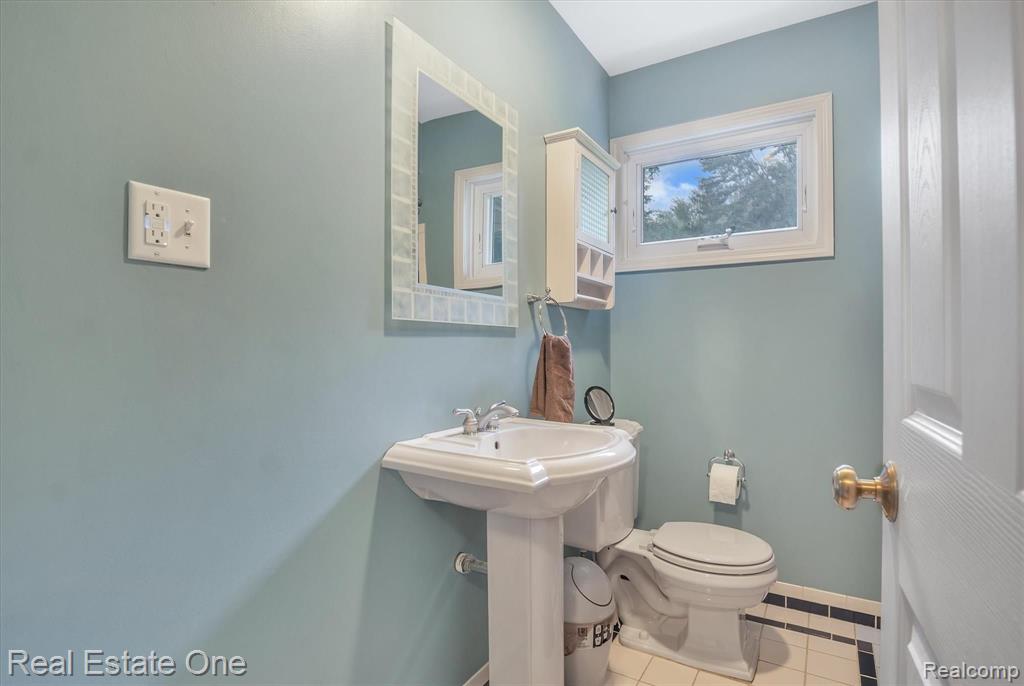 5630 North Fleming Road Fowlerville, MI 48836 - Photo 15 of 42