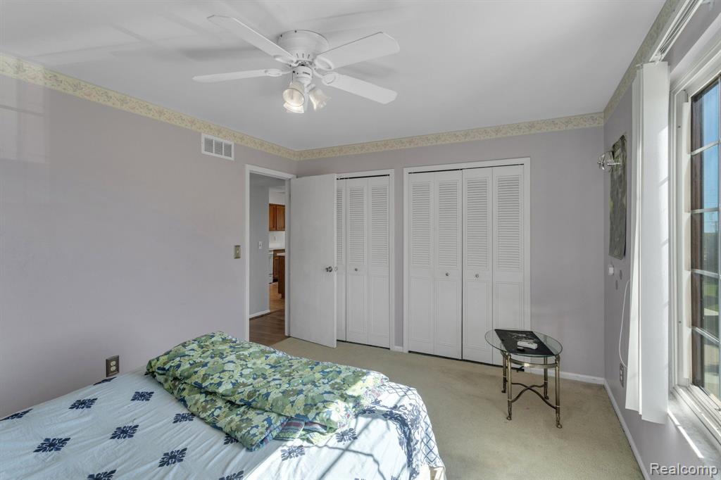 70 Meadow Wood Drive Rochester, MI 48307 - Photo 17 of 25