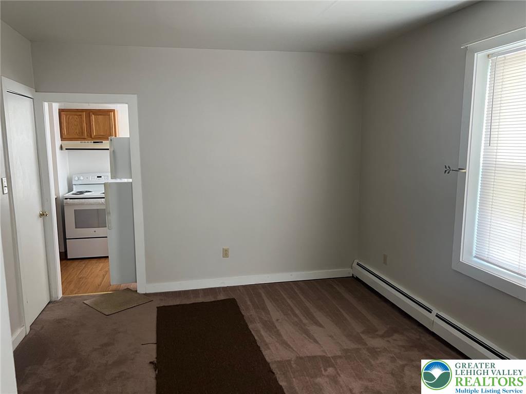 431 Maple Street Bethlehem, PA 18018 - Photo 4 of 11