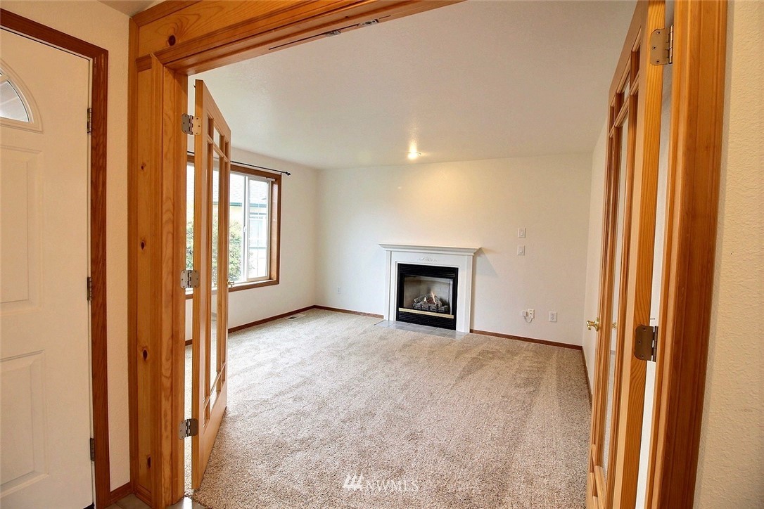 5917 Cherokee Loop Southeast Lacey, WA 98513 - Photo 5 of 25 Gallery Image 5