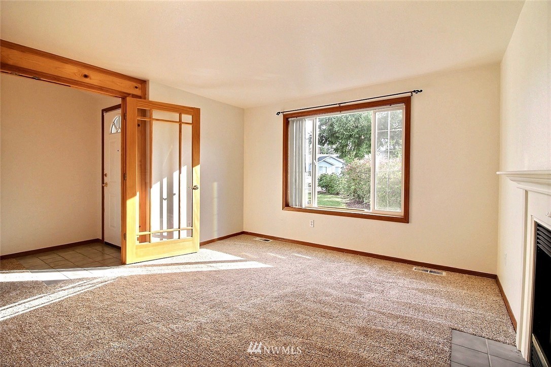5917 Cherokee Loop Southeast Lacey, WA 98513 - Photo 6 of 25 Gallery Image 6