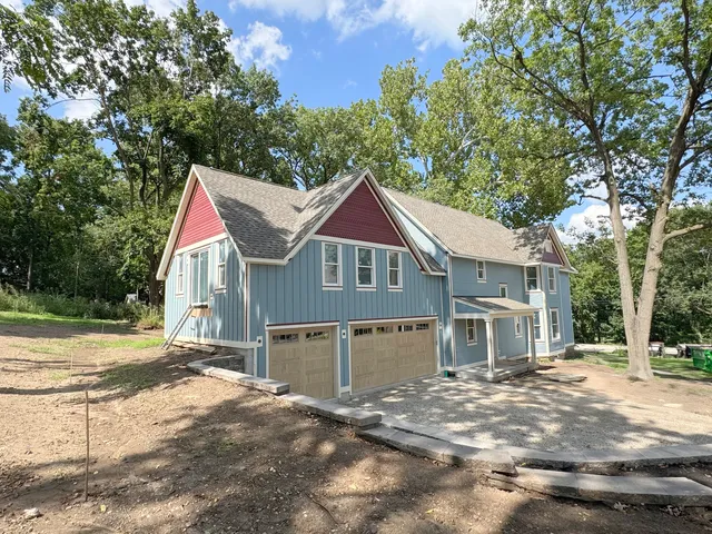 $1,099,900 | 885 Geneva Road, St. Charles, IL 60174