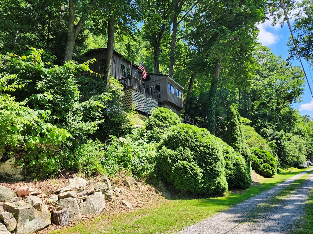 779 South Tunnel Road Kennerdell, PA 16374 - Photo 2 of 49