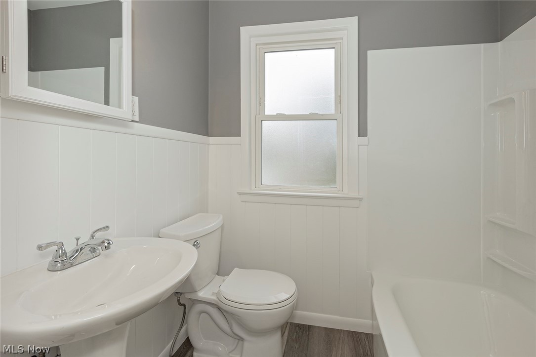 29228 Forestgrove Road Willowick, OH 44095 - Photo 16 of 35