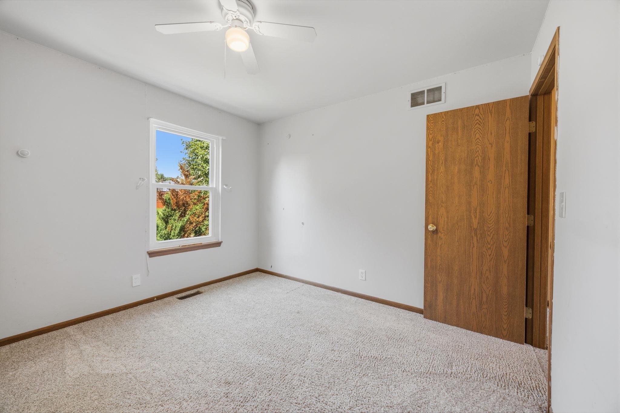873 Oak Ridge Lane Genoa City, WI 53128 - Photo 27 of 69
