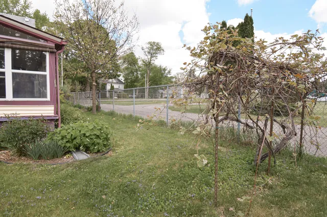 $309,000 | 1139 West Highland Street, Whitewater, WI 53190