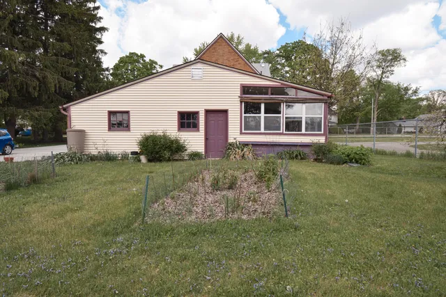 $309,000 | 1139 West Highland Street, Whitewater, WI 53190