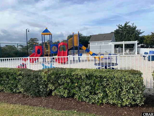 $635,000 | 405 Sextant Court, Unit 405, Manteo, NC 27954