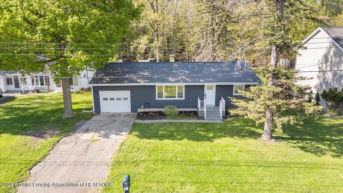 4522 Arden Road Lansing, MI 48917 - Photo 2 of 30 07-Media Jett - 01