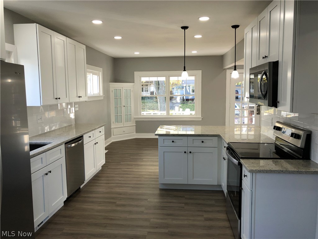 4491 Broadale Road Cleveland, OH 44109 - Photo 6 of 20 Gallery Image 6