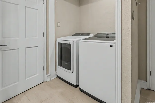 $148,800 | 5322 Medical Drive, Unit E206, San Antonio, TX 78240