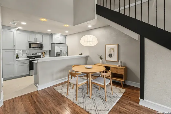 $148,800 | 5322 Medical Drive, Unit E206, San Antonio, TX 78240