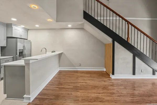 $148,800 | 5322 Medical Drive, Unit E206, San Antonio, TX 78240