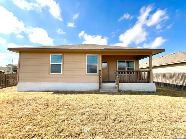 $1,749 | 6326 Encore Oaks, San Antonio, TX 78252