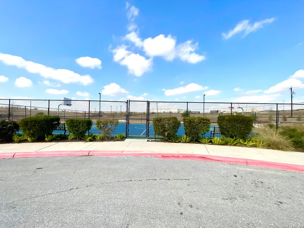 $1,749 | 6326 Encore Oaks, San Antonio, TX 78252