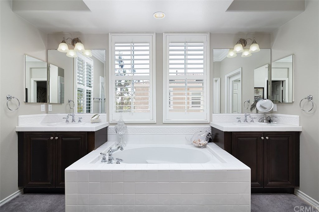 68 Fringe Tree Irvine, CA 92606 - Photo 14 of 33