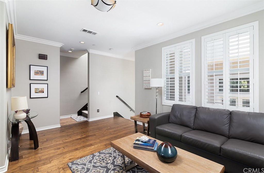 68 Fringe Tree Irvine, CA 92606 - Photo 3 of 33