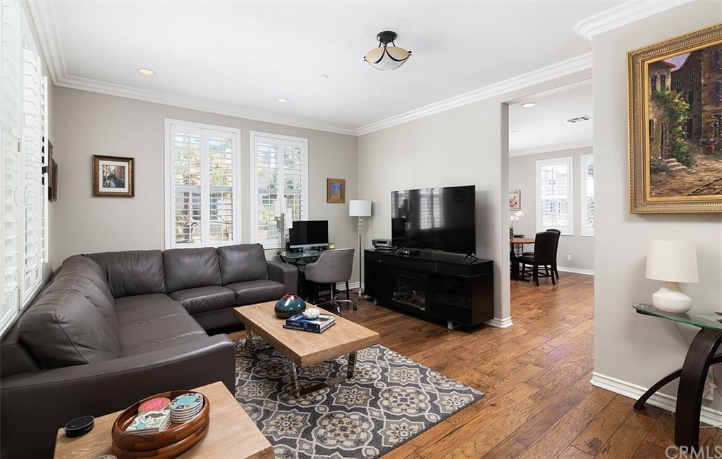 68 Fringe Tree Irvine, CA 92606 - Photo 5 of 33